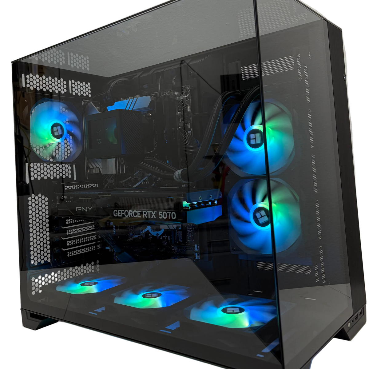 Gaming PC Intel i7/32GB RAM/2TB RTX 5070 GPU